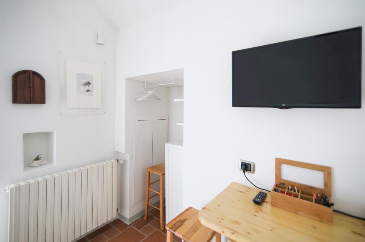 Little Room - Camera Indipendente Nella Torre Pontassieve Bagian luar foto